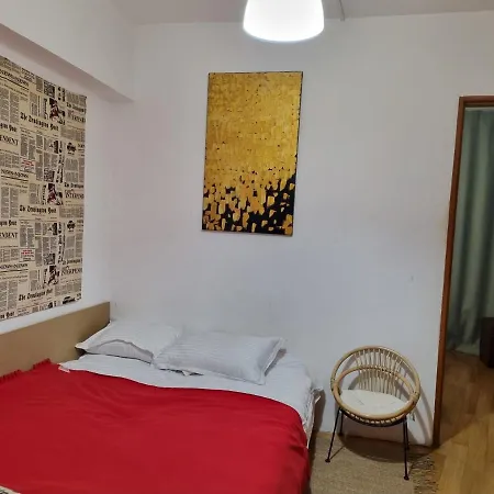 Sunny Old Town Apartment Bucharest