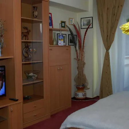 Apartment Sunny Old Town Bucharest