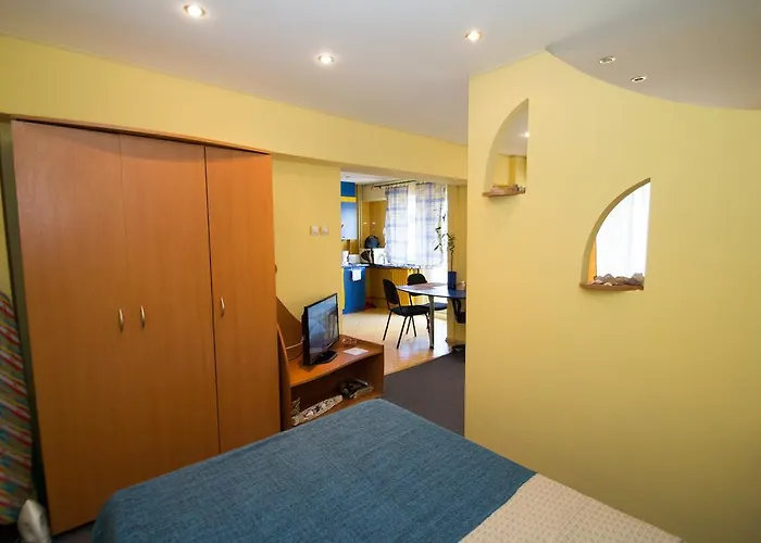 Sunny Old Town Bukurešť