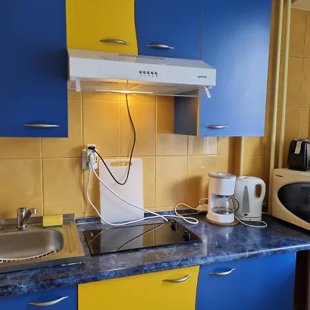 Sunny Old Town Apartman Bukarest