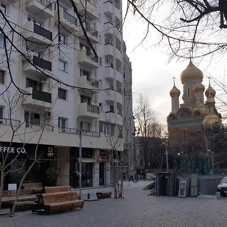 Sunny Old Town