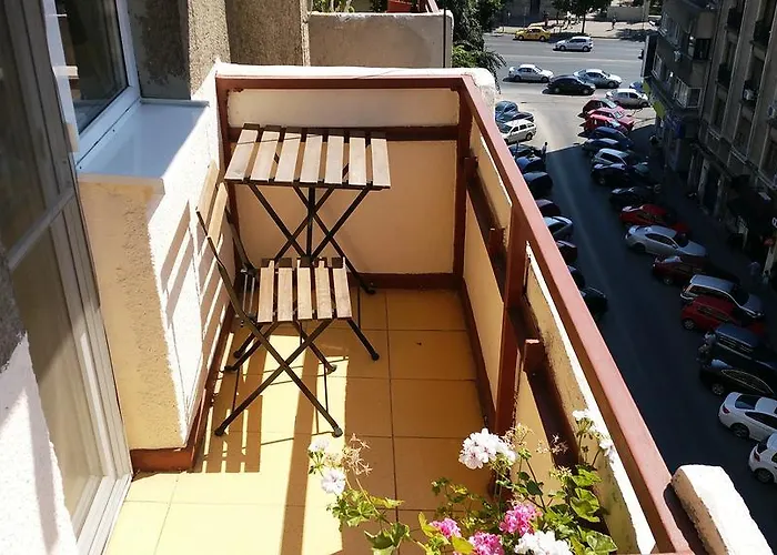 Sunny Old Town Βουκουρέστι