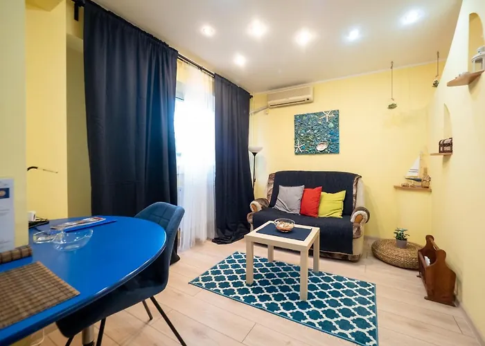 Sunny Old Town Apartamento