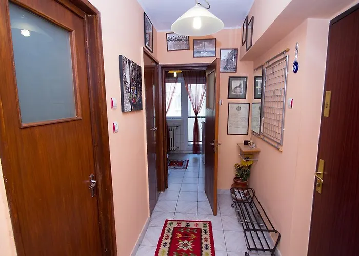 老城阳光公寓 *