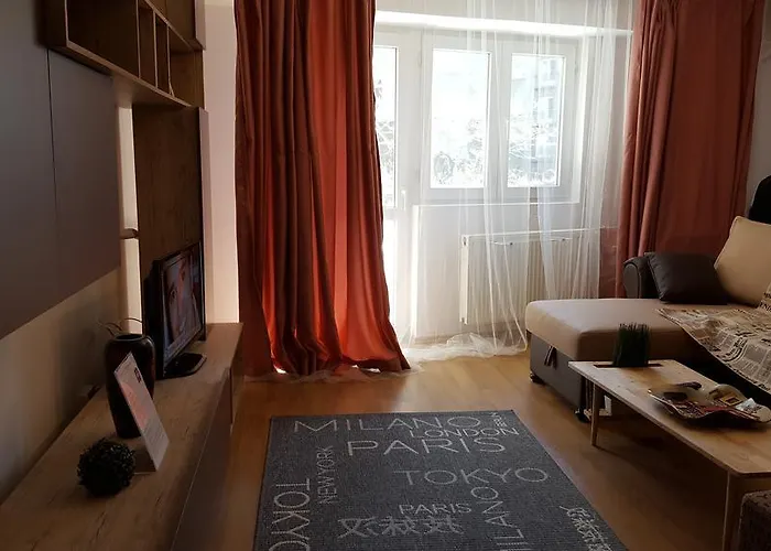 老城阳光公寓 *