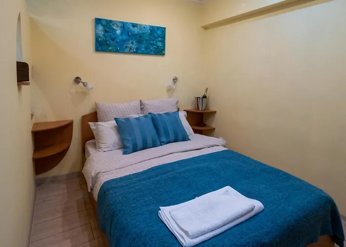 老城阳光公寓 *